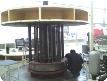 ZCN078-（300、500、800、1000）噸 定子鐵芯下拉式套缸油壓機成套設(shè)備